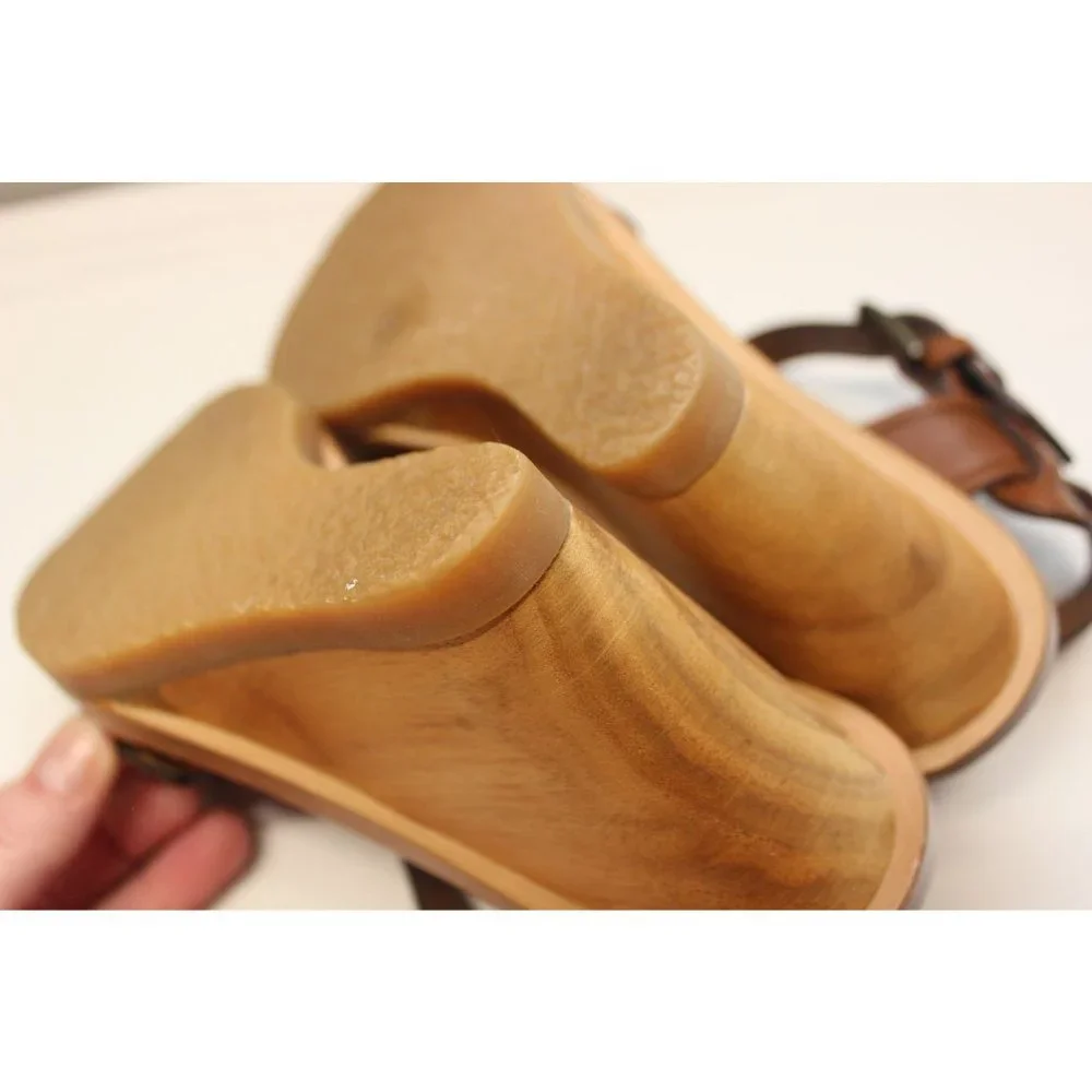 Bawcock wood leather adjustable buckle cross strap wedge sandals‎ 37